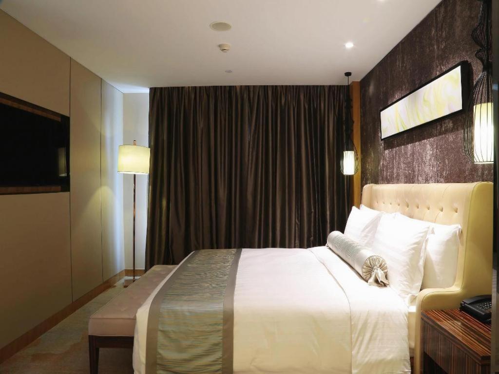 Lia! Beijing Hotel Exterior photo